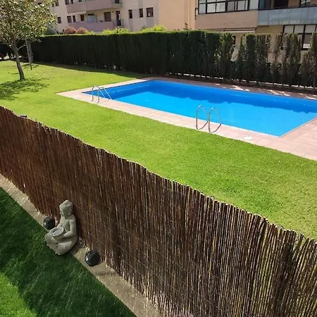Apartamento Familiar Con Jardin Y Piscina En Apartment Salou