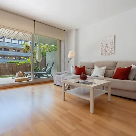 Apartamento Familiar Con Jardin Y Piscina En Apartment Salou