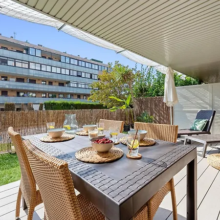 Apartamento Familiar Con Jardin Y Piscina En
