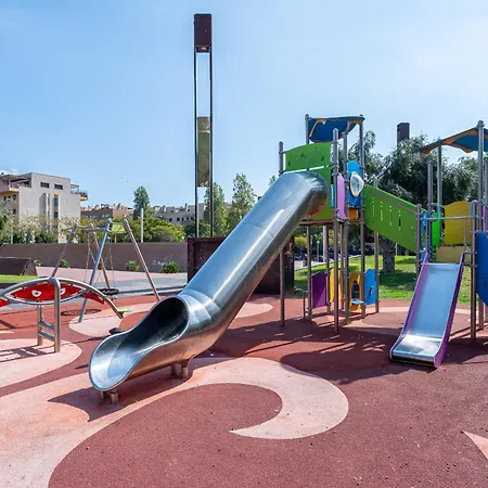 Apartamento Familiar Con Jardin Y Piscina En Appartement